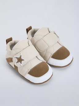 Hopscotch - Boys Beige Synthetic Leather Sneakers