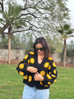 SUGERCANDY - Black Picnic Handmade Cardigan