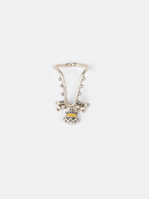 Shaya by CaratLane 925 Silver Shaya by CaratLane Kolshi Ring in Oxidised