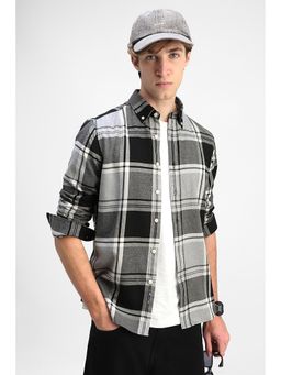 Snitch - Men Black Collar Neck Slim Fit Shirt