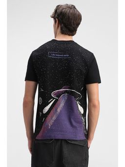 Snitch - Men Black Crew Neck Regular Fit T-Shirt