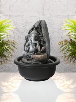 UMAI - Plastic Decorative Water Fountain