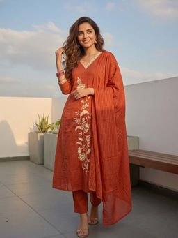 FASHOR - Solid Floral Embroidered Straight Kurta with Pant & Dupatta - Rust