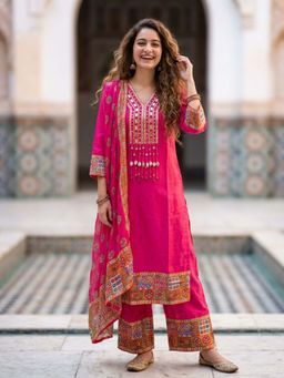 FASHOR - Kutch Printed Straight Kurta with Palazzo & Dupatta - Pink