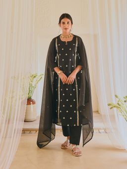 Karaj Jaipur - Black Gota Embroidered Kurta (Set of 3)