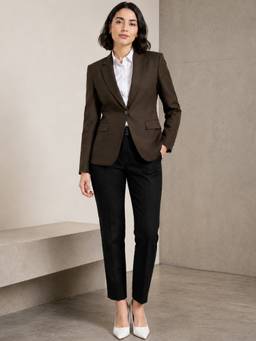 Hancock - Women Brown Solid Slim Fit Single Breasted Blazer With Trousers
