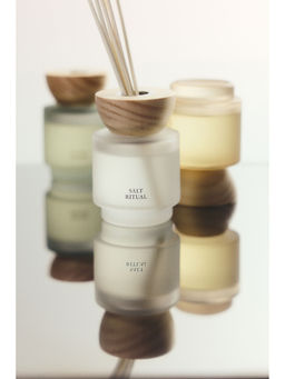 H&M - White Frosted-Glass Reed Diffuser