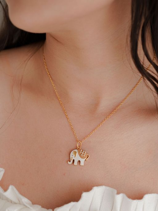 ALSO-A LOOK TO STAND OUT Elephant Necklace