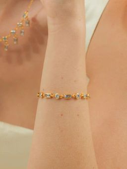 ALSO-A LOOK TO STAND OUT - Baguette Bracelet