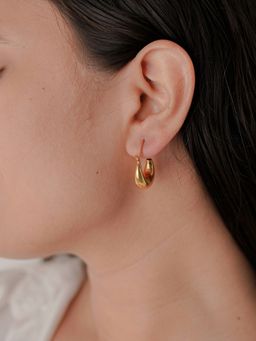 ALSO-A LOOK TO STAND OUT - Huggie Hoops