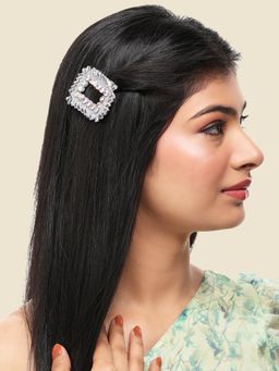 Anika's Creations - Trendy Deluxe Hair Glamorous Pearl Metal Hair Fashionable Hair Accessory