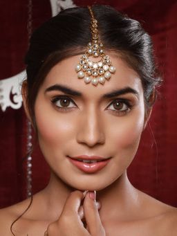 Aatmana - Gold-Plated & Off-White Artificial Stone-Studded Beaded Maang Tikka