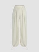 Off White color option, Currently selected