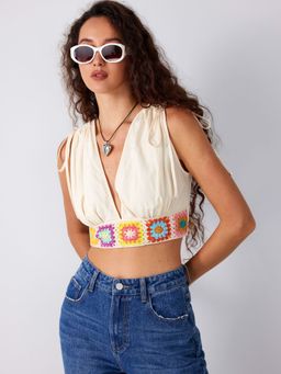 Cider - V-Neck Floral Embroidery Knotted Crop Top