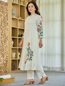 Indo Era - Women White Mandarin Neck Embroidered Kurta with Pant