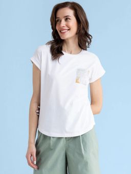 FABLE STREET - White Drop Shoulder Tee