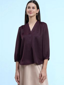 FABLE STREET - Satin Front Pleat Top Wine