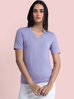 Fable Street - V Neck T-Shirt - Lilac
