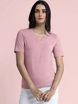 Fable Street - V Neck T-Shirt - Pink