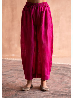 SWATTI KAPOOR - Rani Pink Stripes Printed Pant