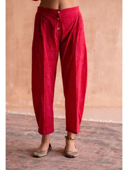 SWATTI KAPOOR - Lal Red Printed Pant