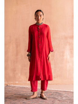 SWATTI KAPOOR - Lal Red Solid Kurta