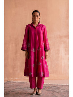 SWATTI KAPOOR - Rani Pink Floral Printed Shirt Style Kurta