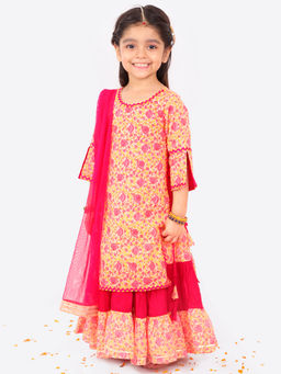 FREE SPARROW - Beautiful Jaipuri Print Anarkali Ensemble with Tulle Dupatta (Set of 2)