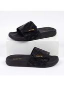 Black color option, Sold out, Currently selected