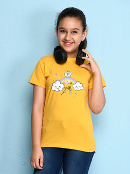 Nusyl - Girls Yellow Cat and Rainbow Printed Cotton Regular Fit T-Shirt