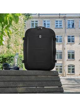 Victorinox - Crosslight Boarding 37 L for 15.6 Inch Laptop Black Backpack (L)