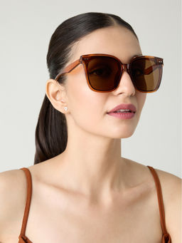 Pipa Bella by Nykaa Fashion - Sleek Bridge Wayfarer Sunglasses with Brown Lens (M)