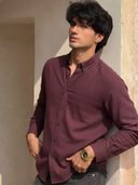 Maroon color option, Currently selected