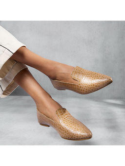 SKO - Hannah Beige Croc Loafers