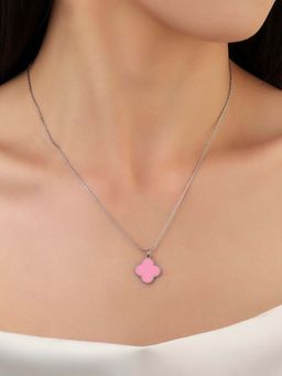 Salty - Women Blush Pink Clover Necklace