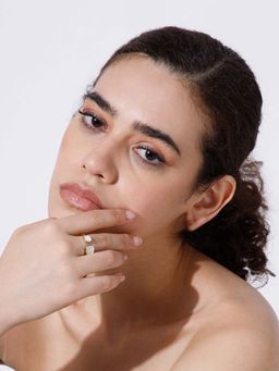 Salty - Women White Raya Gold Ring