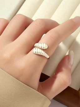 Salty - Women White Princess Arabella Ring