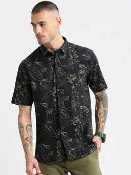 SHOWOFFFF - Mens Short Sleeves Spread Collar Cotton Floral Black Casual Shirt
