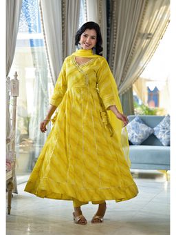 Roohaniyat - Leheriya Printed Gotta Patti Pure Cotton Angrakha Kurta and Pant with Dupatta