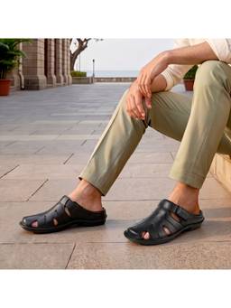 Metro - Men Comfort Black Sandals