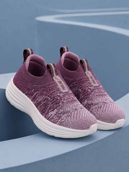 PROLINE - Women Maroon Sneakers - Slip-Ons
