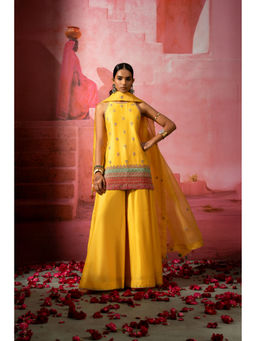 PINK CITY BY SARIKA - Peela Embroidered Kurta with Sharara and Dupatta (Set of 3)