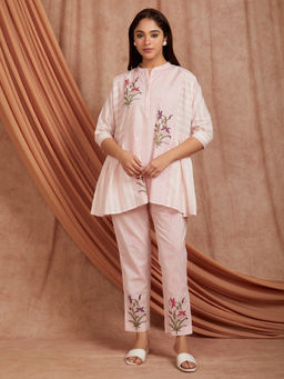 SHAABA CLOTHING - Off-White Pink Stripes Printed Cotton Kurti and Pant (Set of 2)