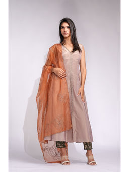 Shruti S - Tricolour A-Line Solid Kurta with Pant and Dupatta (Set of 3)