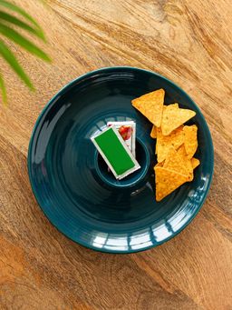 ExclusiveLane - Teal Forest Chip-N-Dip Serving Platter in Ceramic (40 Ml Hand Glazed)