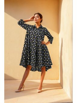 Dora Dori - Cotton Fit And Flare Knee Length Collared Dress