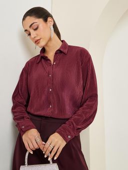 Styli - Women Burgundy Oversized Plisse Shirt