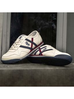 Red Tape - Men Solid Beige Lifestyle Sneakers