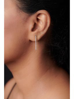 La marque-M - White Twisted Diamond Earrings