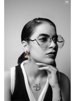 La marque-M - Red Leafy Gold Earrings